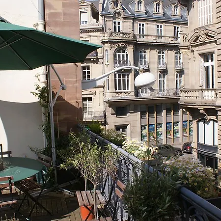 De L'hotel De