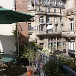 De L'hotel De