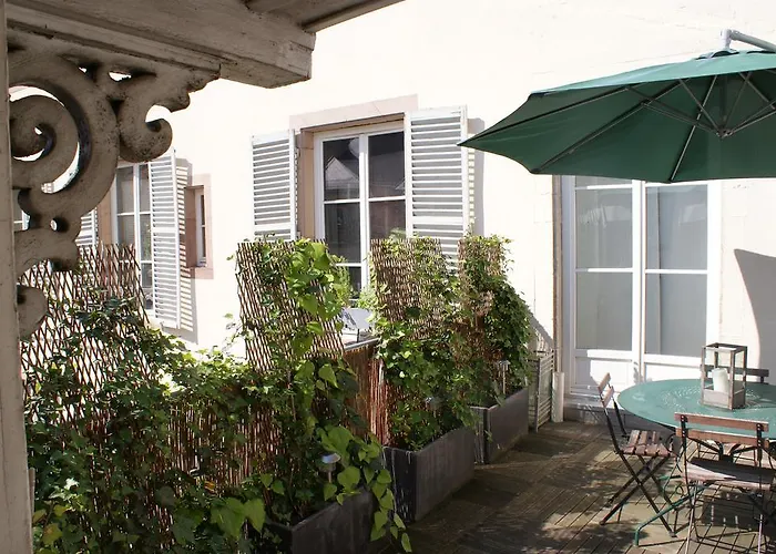 De L'hotel De